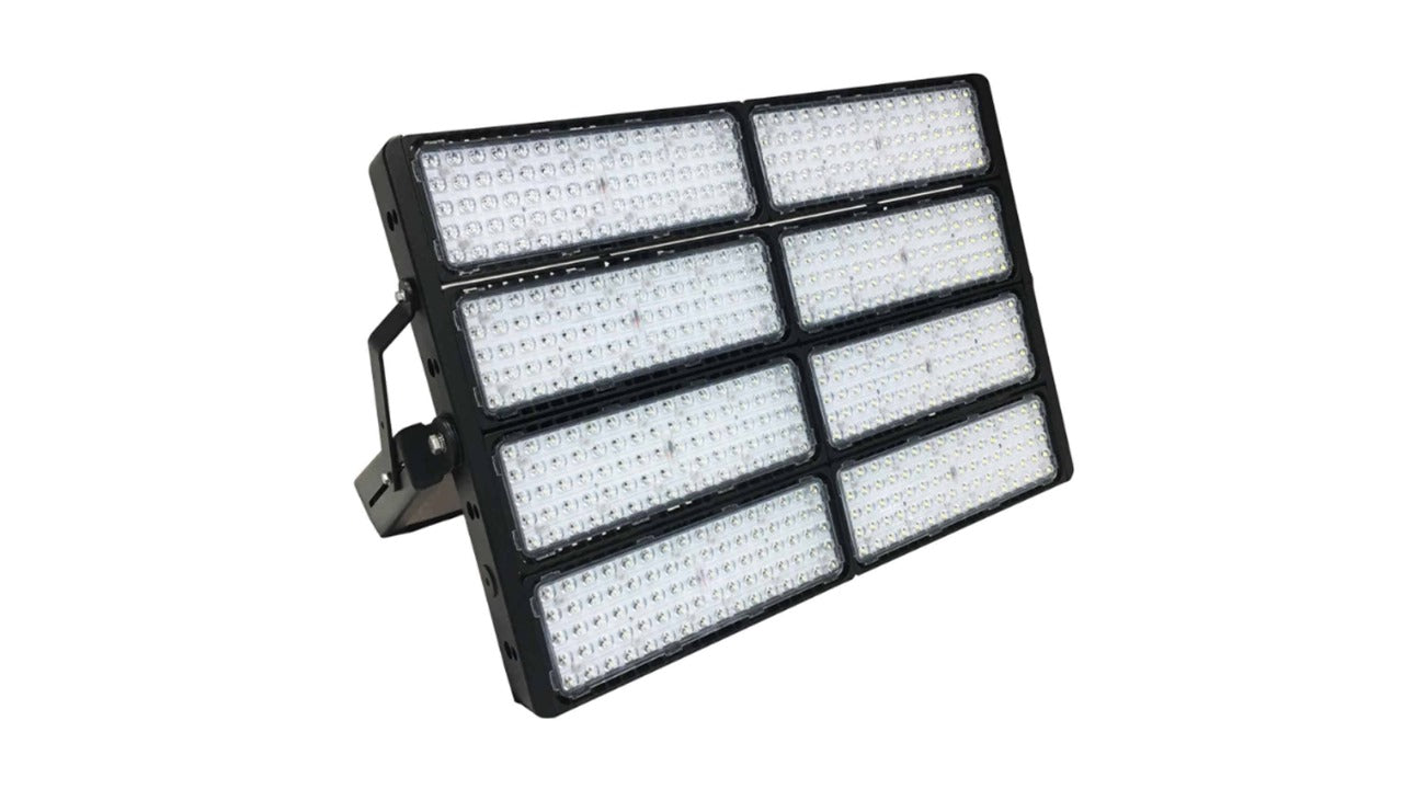 800w LED Modular Floodlight, 1600-2000w HID Replacement, 136000lm (170lm/w), 5 Year Warranty, IP67, Diamond-RN4 Range